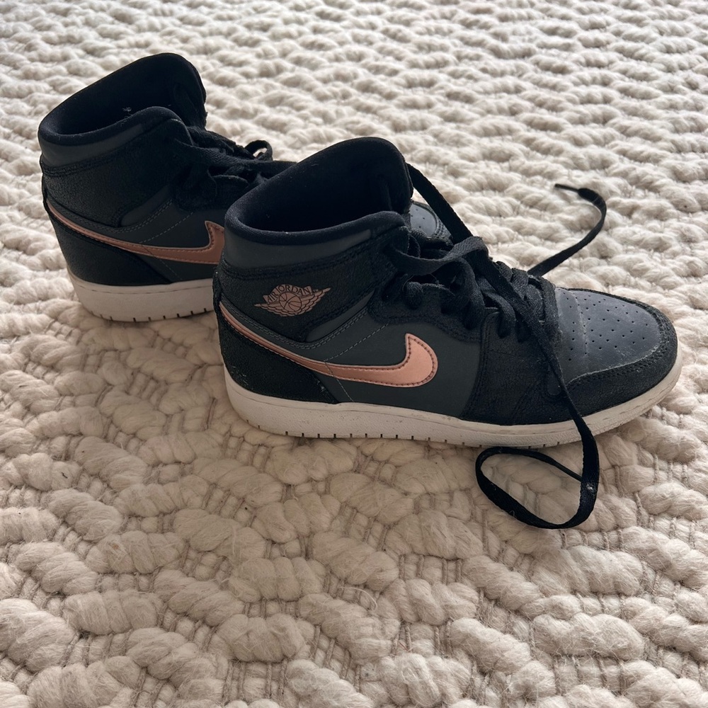 Nike Air Jordan Retro High black, rose gold